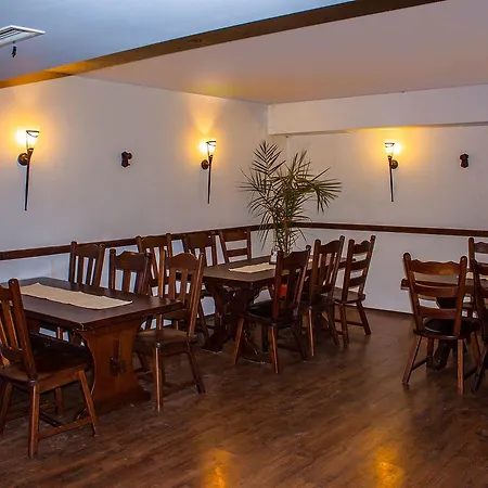 Algara Hotel 2*