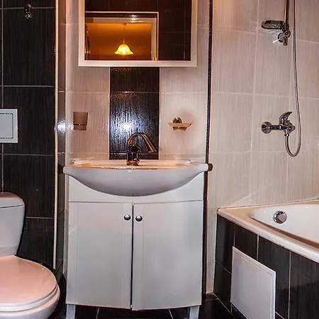 Algara Hotel 2*